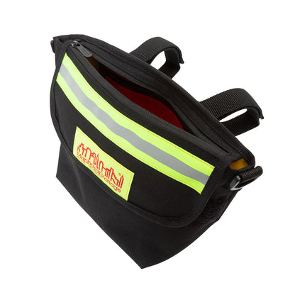 College Place Handlebar Bag W/Vinyl Lining Black - Manhattan Portage