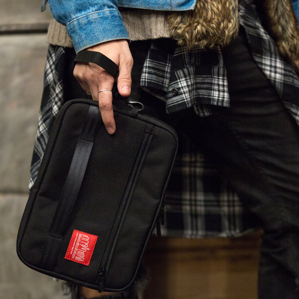 Henry Portfolio Case (M) Black - Manhattan Portage