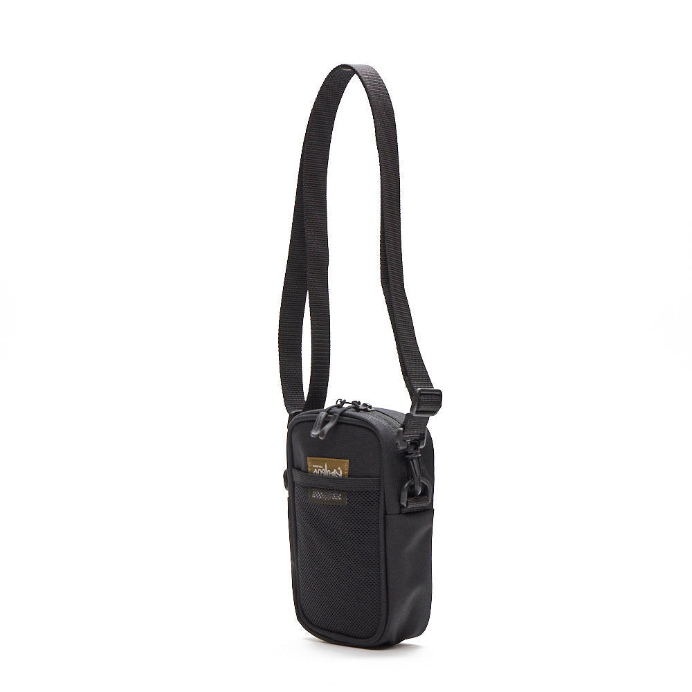 Cobble Hill Bag (MD) Wind and Sea Black - Manhattan Portage