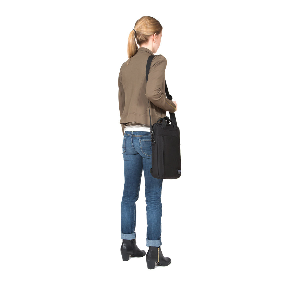 Commuter Jr Laptop Bag (13 in.) Black - Manhattan Portage