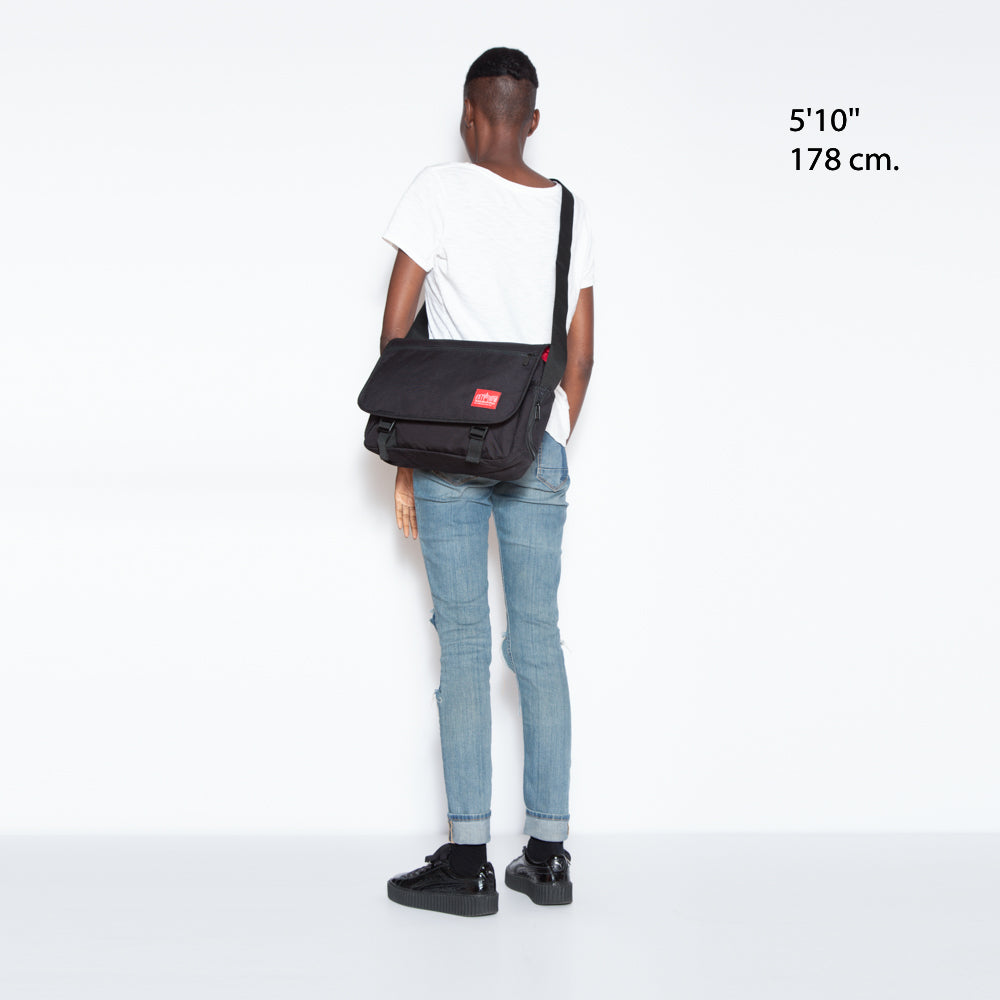 Delancey Shoulder bag Black - Manhattan Portage