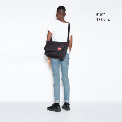 Delancey Shoulder bag Black - Manhattan Portage