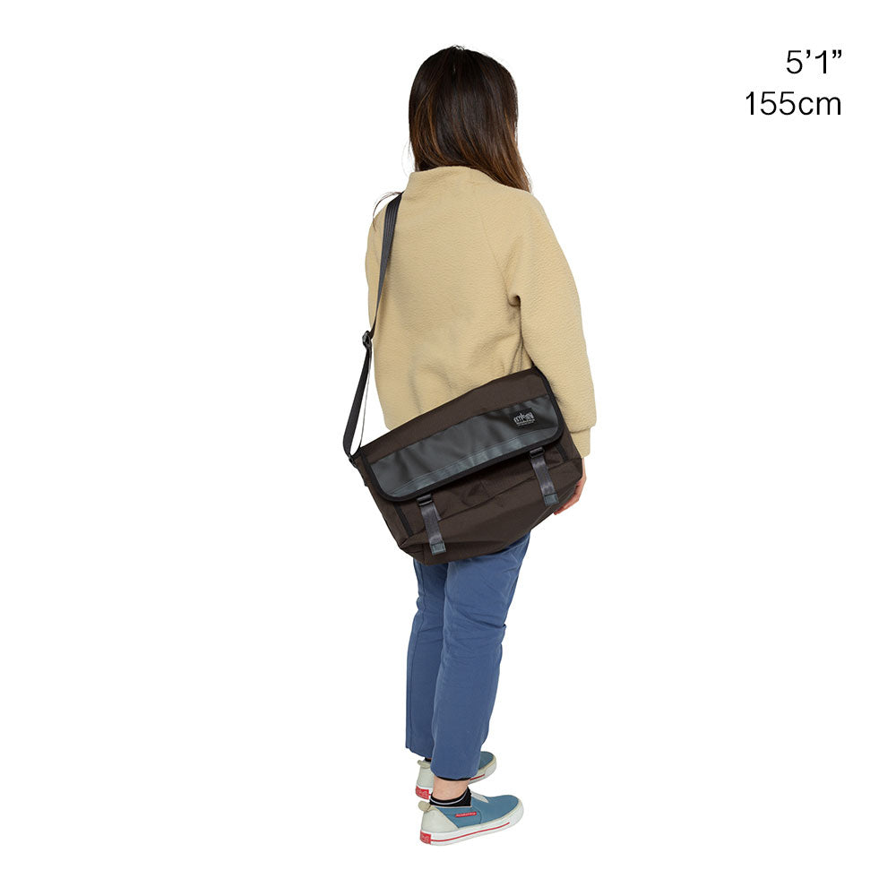 Hell's Kitchen Messenger Bag Black - Manhattan Portage