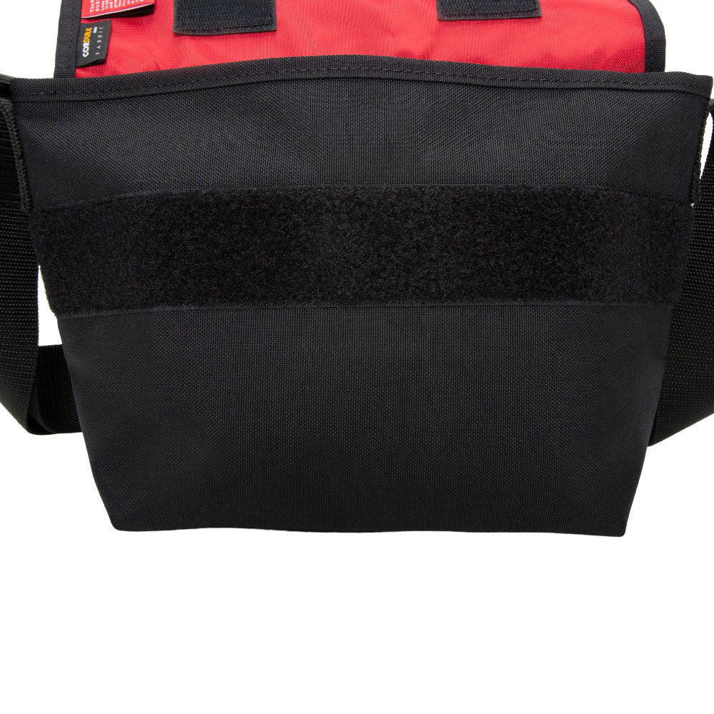 Nylon Messenger Bag JR (SM) Black - Manhattan Portage