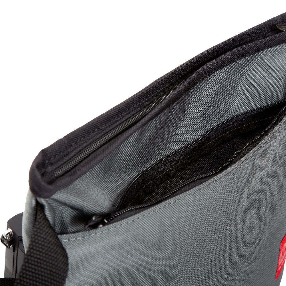 Ithaca Shoulder Bag (MD) Grey - Manhattan Portage