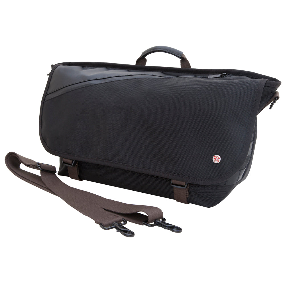Grand Army Messenger (M) Black - Manhattan Portage