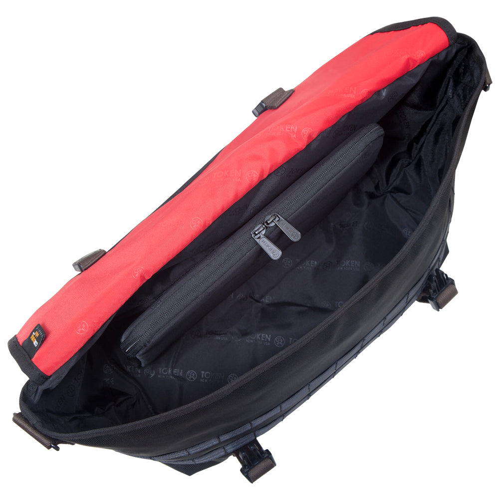 Grand Army Messenger (M) Black - Manhattan Portage