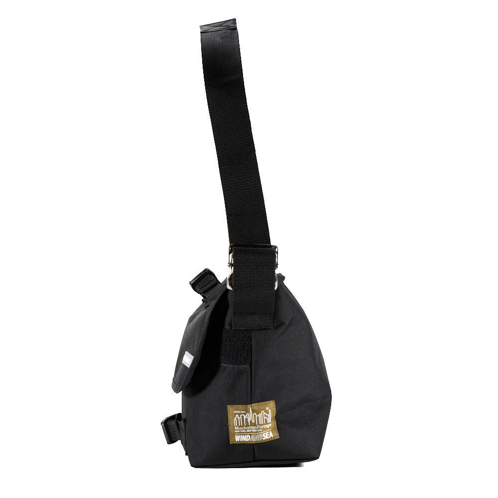 Vintage Messenger Bag Jr. (MD) Wind and Sea Black - Manhattan Portage